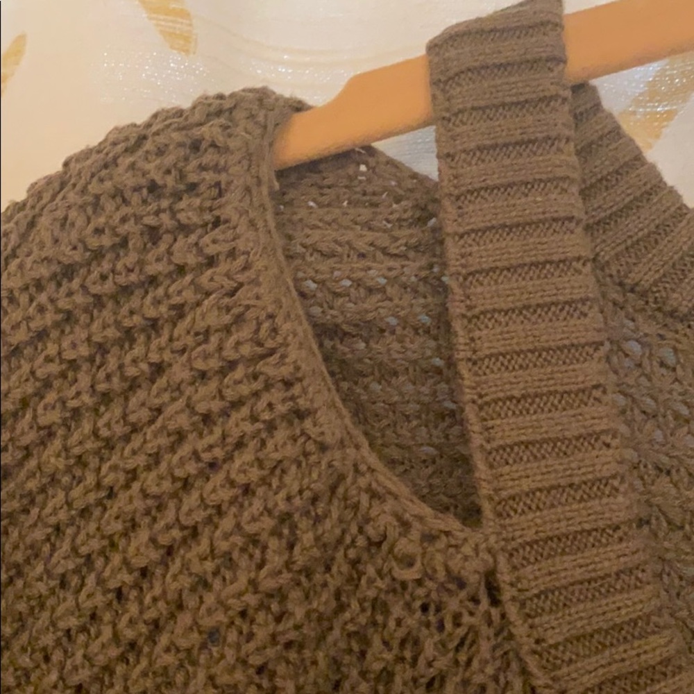 Sweater - Picture 3 of 3